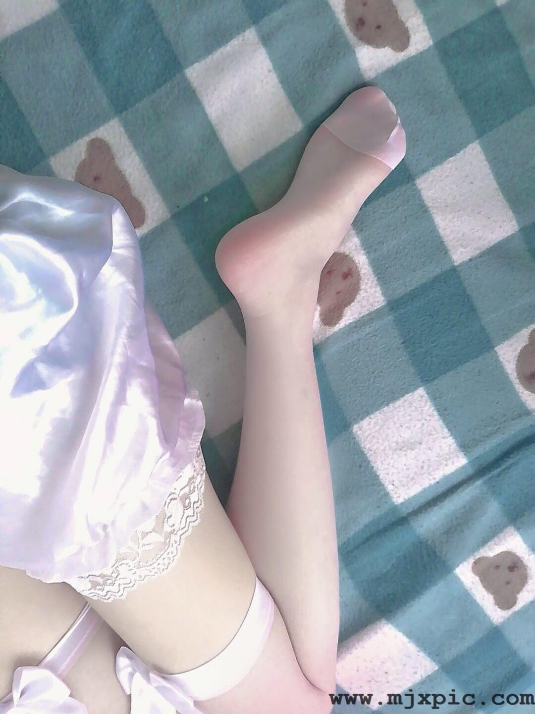 int甜美蝴蝶结过膝花边JK渔网袜买家秀