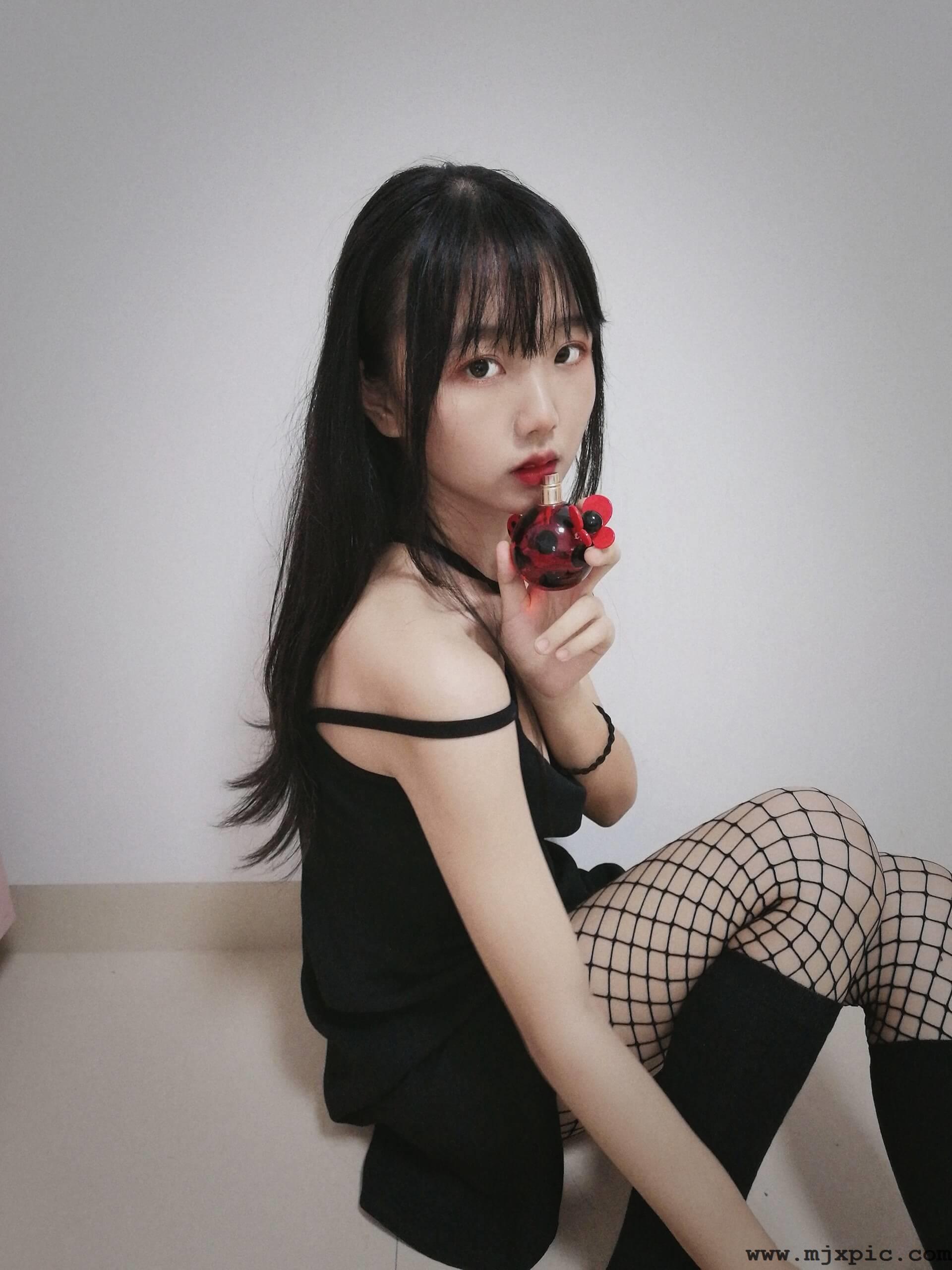 黑色ins潮暗风JK连裤袜情趣渔网袜买家秀